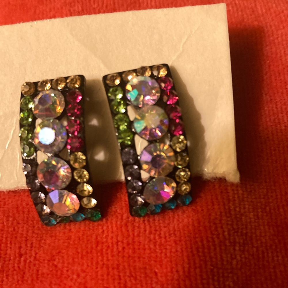 Vintage, dazzling multicolor rhinestones post earrings.
